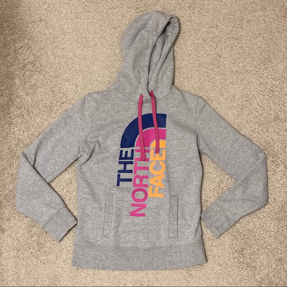 THE NORTH FACE WOMENS GRAPHIC GRAY HOODIE SWEATSHIRT